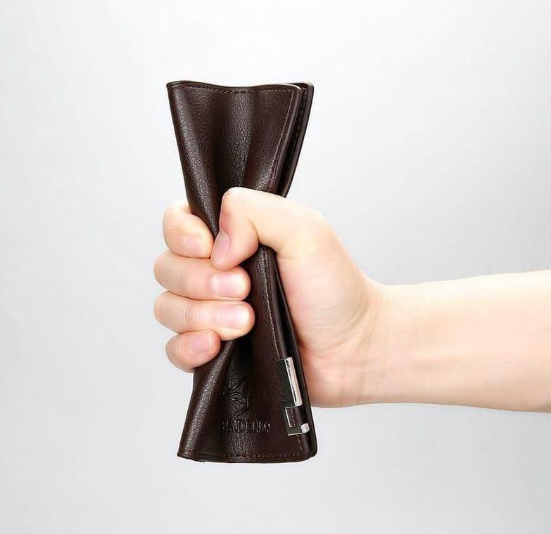 Men’s Classic Leather Wallet – Sleek & Durable (Black & Brown)