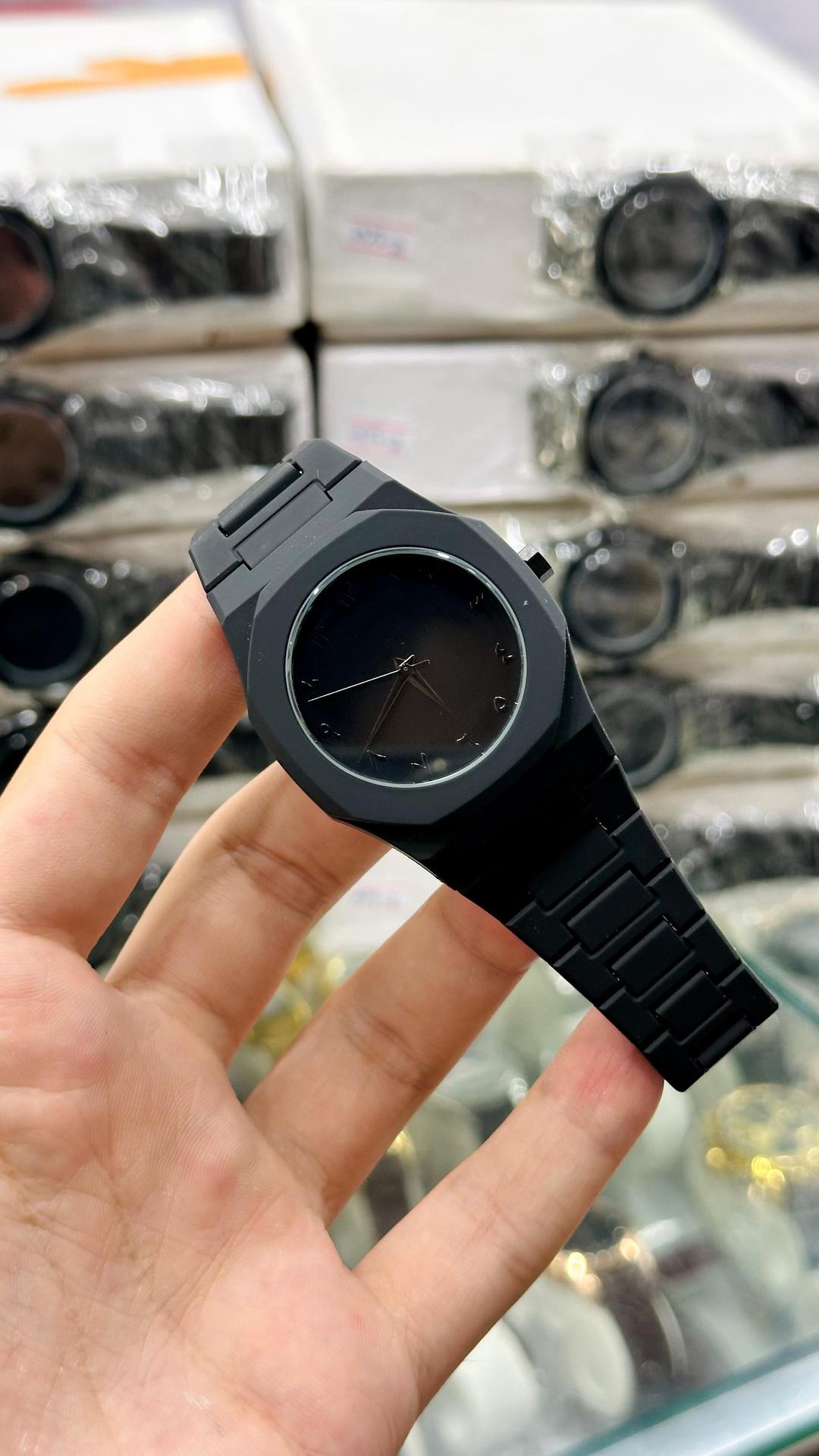 Men’s Aura Black Analogue Watch – Water Resistant, Square Dial